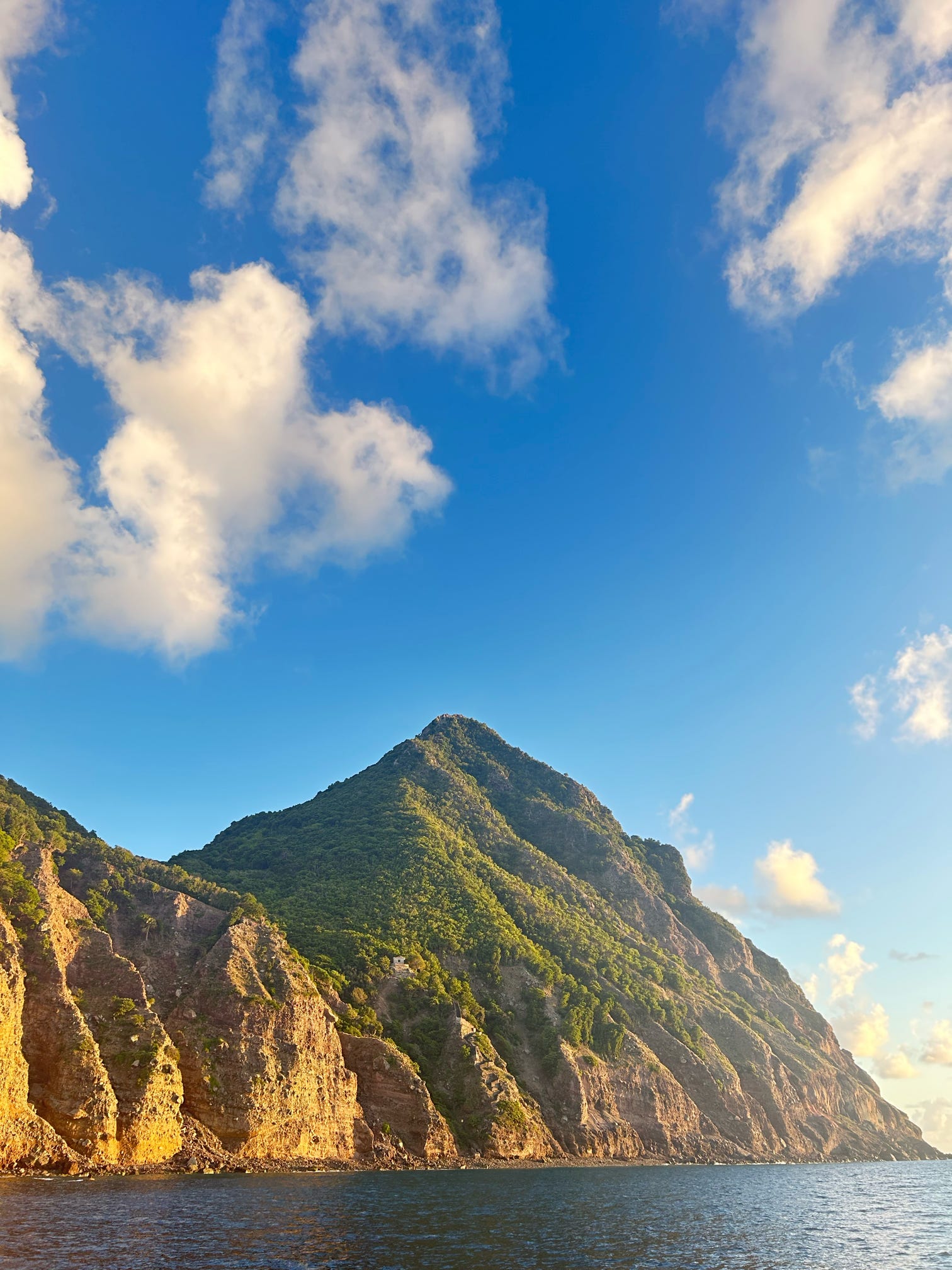 Ladder Bay, Saba