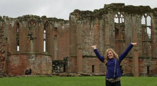 Kiley seeing the ruins of a castle!