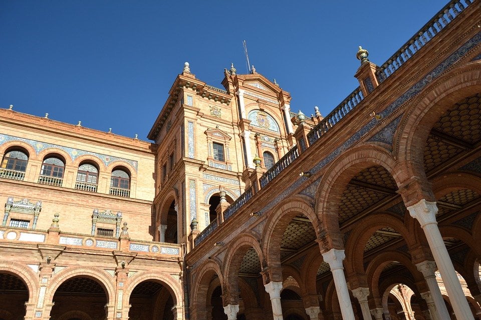 The 9 Best Universities for Studying Abroad in Spain | Go Overseas
