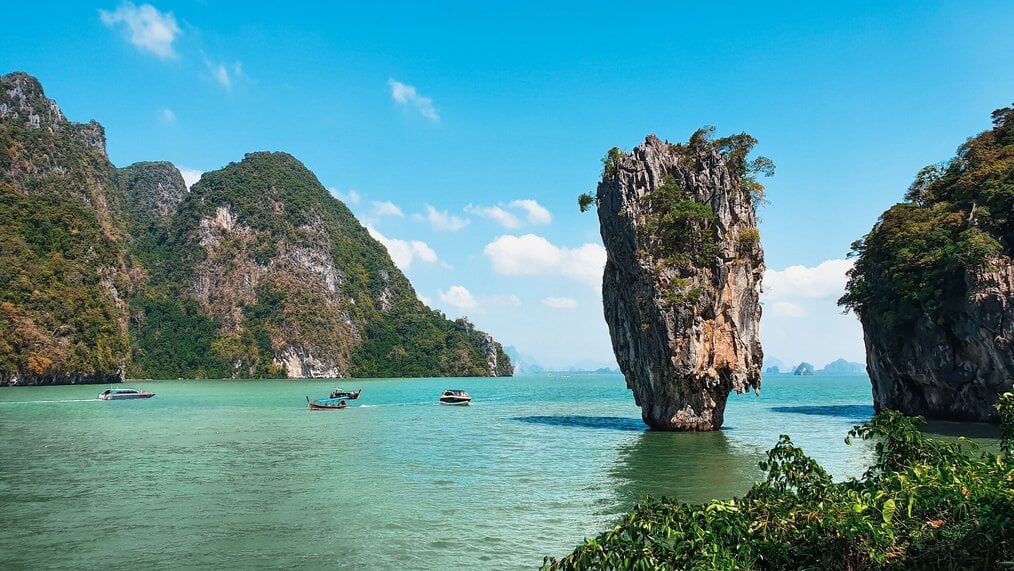 6 Reasons To Study Abroad in Thailand - International Business Seminars