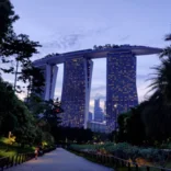 singapore skyline at dusk